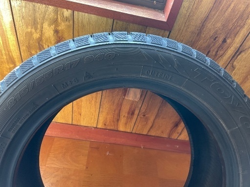 スタッドタイヤ　215/55R/17