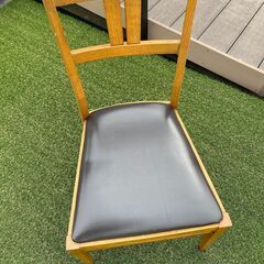 ダイニングチェアー2脚の画像