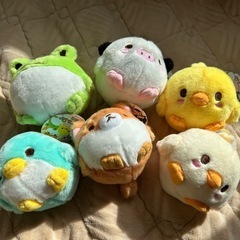ふわふわぴよたまフレンズ　ぬいぐるみキーホルダー