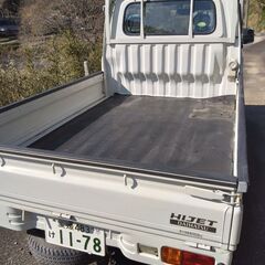 便利な軽トラック不具合無しで綺麗な車です。の画像