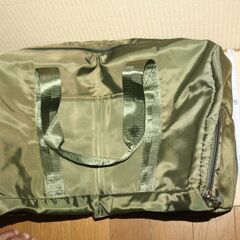 靴収納付きボストンバッグ カーキ色 未使用品 旅行･合宿･ジム用に