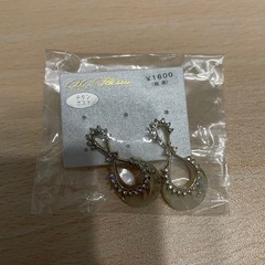 ピアス　未使用　セットの画像