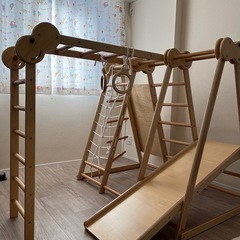 木製ジャングルジム
の画像