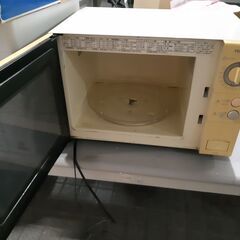東芝の電子レンジ(ER-235)0円の画像