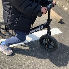ストライダー12インチ