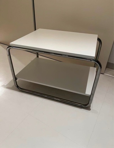 IKEA BAGGBODA バッグボーダサイドテーブル (N) 千歳のテーブル