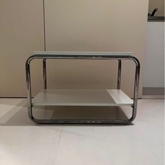 IKEA BAGGBODA バッグボーダサイドテーブル (N) 千歳のテーブル