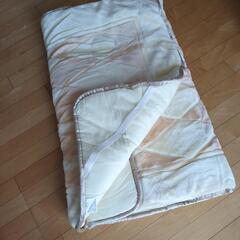 敷きパッド未使用値下げしました