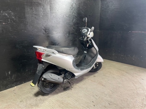 ★支払総額3.5万円★定休日なし！いつでも現車確認可能です！ SYM KAZE50 白 人気のKAZE！ 4スト、集中キー！ シートオプショナー！ サイスタ付き！ ☆支払い総額3.5万円☆買取強化中！査定無料♪ SYM KAZE50 4スト、集中