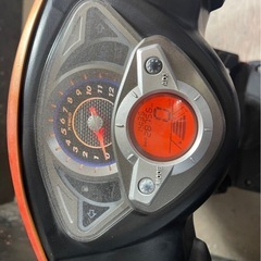 ★支払い総額5.5万円★走行テスト済み！早い者勝ち！キムコ レーシング125Fi スタッフイチオシ車種！フロントディスクブレーキ！バックレスト付き！の画像