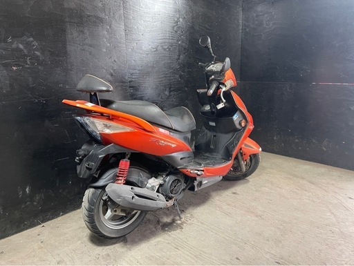 ★支払い総額5.5万円★走行テスト済み！早い者勝ち！キムコ レーシング125Fi スタッフイチオシ車種！フロントディスクブレーキ！バックレスト付き！ ☆支払い総額5.5万円☆走行テスト済み！早い者勝ち！キムコ レーシング