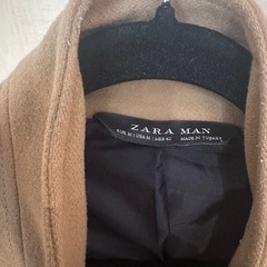 ZARA チェスターコートの画像