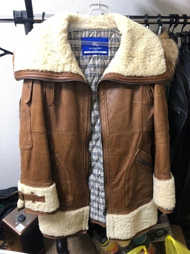 Burberry バーバリー　革のコート
