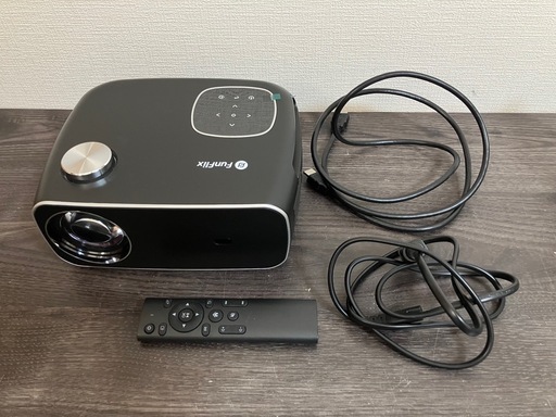 【美品】FunFlix プロジェクター RD-882