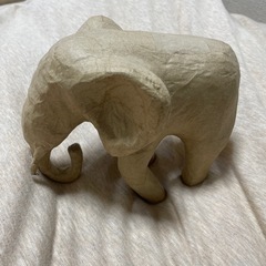 紙製象の立体オブジェ H約15cm W約18cm