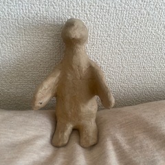 ベージュ ペンギン 置物 H約12cm W約18.5cm