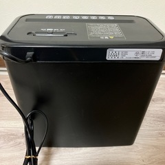 アイリスオーヤマ　シュレッダーの画像