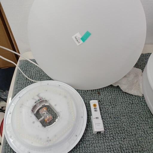 ★ジモティー割あり★LEDｼｰﾘﾝｸﾞﾗｲﾄ ｱｲﾘｽｵｰﾔﾏ ﾘﾓ有 現状販売　 高さ(H)cm× 幅(W)cm× 奥行(D)cm【joh4374】