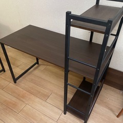 【引き取りに来れる方のみ】ニトリのラック付きデスク パソコンデスク