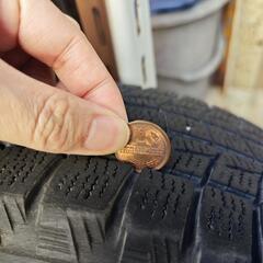 175 /65r14  82q スタッドレスタイヤ4本の画像