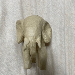 紙製象の立体オブジェ H約15cm W約18cmの画像