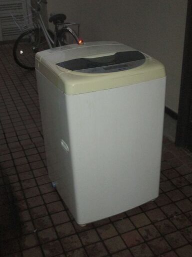 ■LG全自動電気洗濯機CUBEi　WF-C47PW　2004年製　短期使用　動作確認品　保存品■