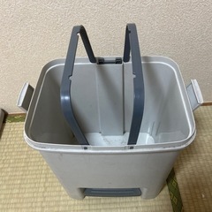 ゴミ箱　　ケース　2段　　ペダル式　の画像