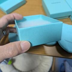 ティファニー TIFFANY アクセサリー空箱、巾着の画像