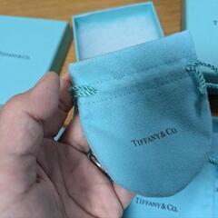 ティファニー TIFFANY アクセサリー空箱、巾着の画像