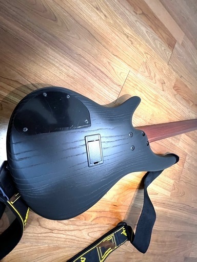 【美品】Ibanez 5弦ベース　