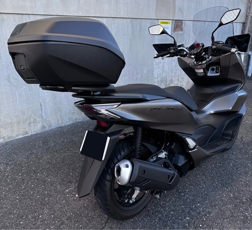 ホンダPCX160 Mブラウン　フル装備　2023年式　3,000km