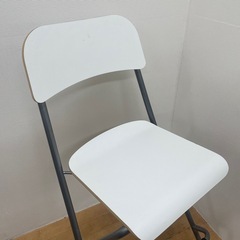 カウンターチェア 中古品 折り畳み ホワイト系 イス 椅子 の画像