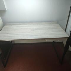 【引取先決定】オーク調デスクの画像