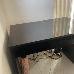 【1年以内美品 】鏡面加工 黒 パソコンデスク ディノス家具の画像