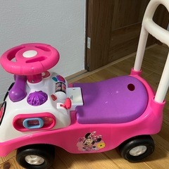 ミニー　マウス　手押し車　ミニカー　乗れる