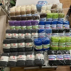 毛糸のまとめ売りの画像