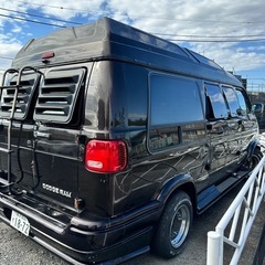 ダッジ ラムバン コンバージョン 8ナンバーの画像