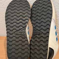 【中古品】アディダス　スニーカー　21cm　キッズ　靴の画像