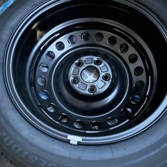 プリウス60系　新品純正タイヤとホイール4本の画像