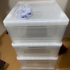 衣装ケース 2個の画像