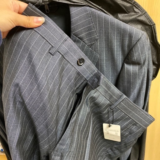 アレグリダークグレー ストライプスーツ 新品タグ付き