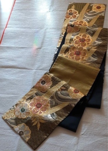 袋帯　六通柄　振袖用　金糸　梅の花　華やか