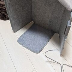 遠赤外線デスクヒーター