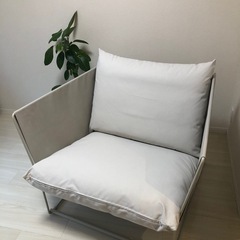 ２月中だけの大セール　IKEA 一人
がけソファ　美品　