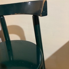 グリーンのビンテージ椅子の画像