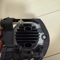 トヨタ純正ナンバーフレーム 210クラウンアスリート　純正フォグ の画像