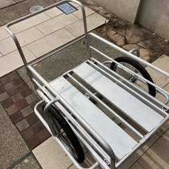 アルミ製折りたたみリヤカー シルバーの画像