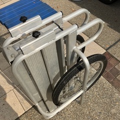 アルミ製折りたたみリヤカー シルバーの画像
