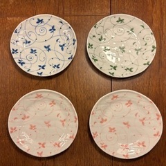 たち吉の小鉢と小皿売りますの画像