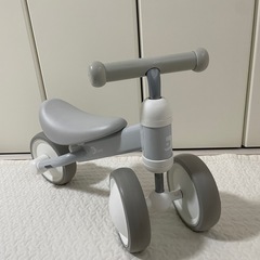 1歳から乗れる自転車 ペダルなし 